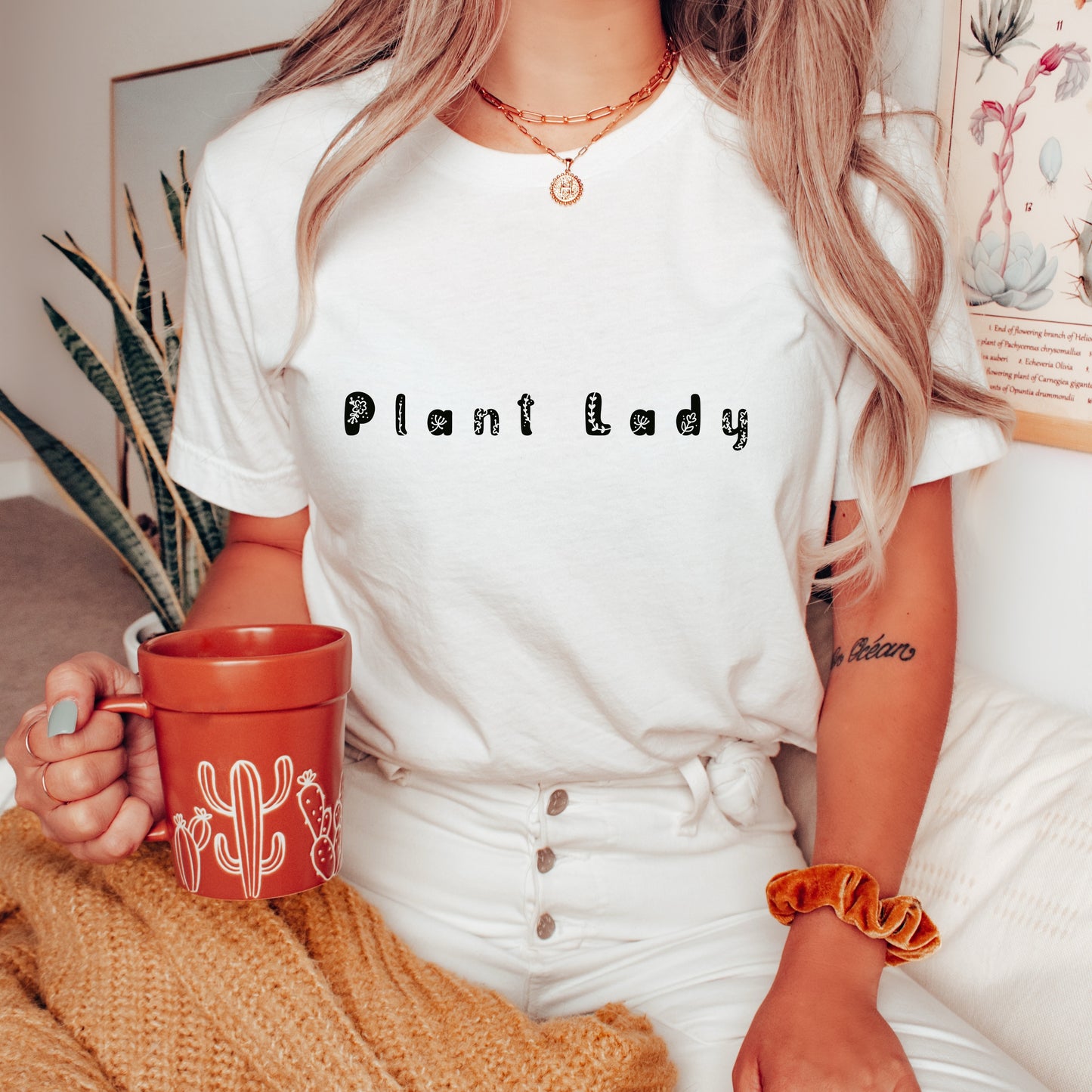 Plate Lady gardening t-shirt. Great gift for Mom or Grandma.